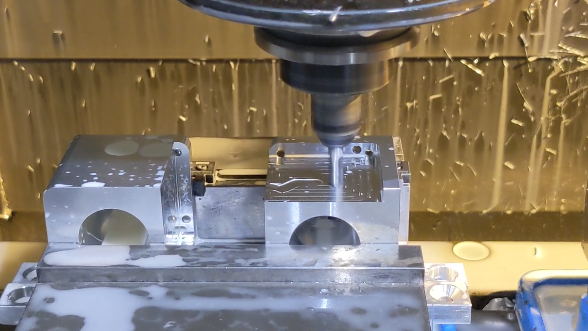 Precision machining at Gil-Mar